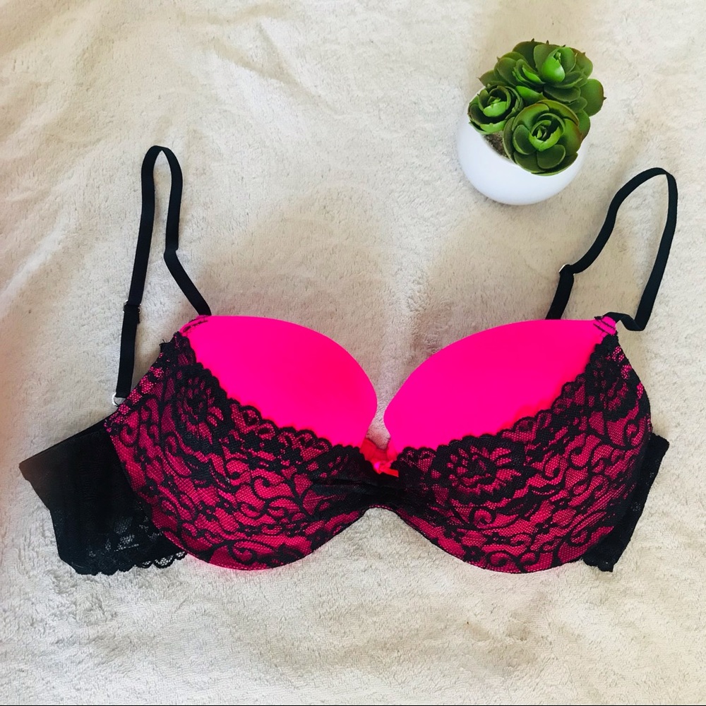 COPY - NWOT LaSenza Bra